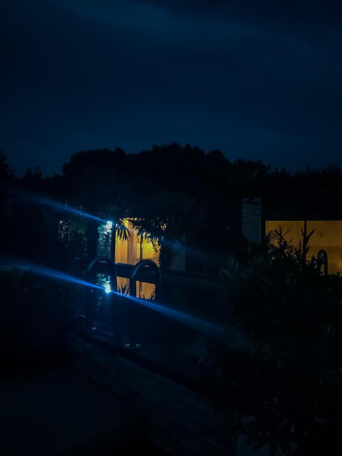 Brown Bed & Breakfast Penmarc'h Bagian luar foto
